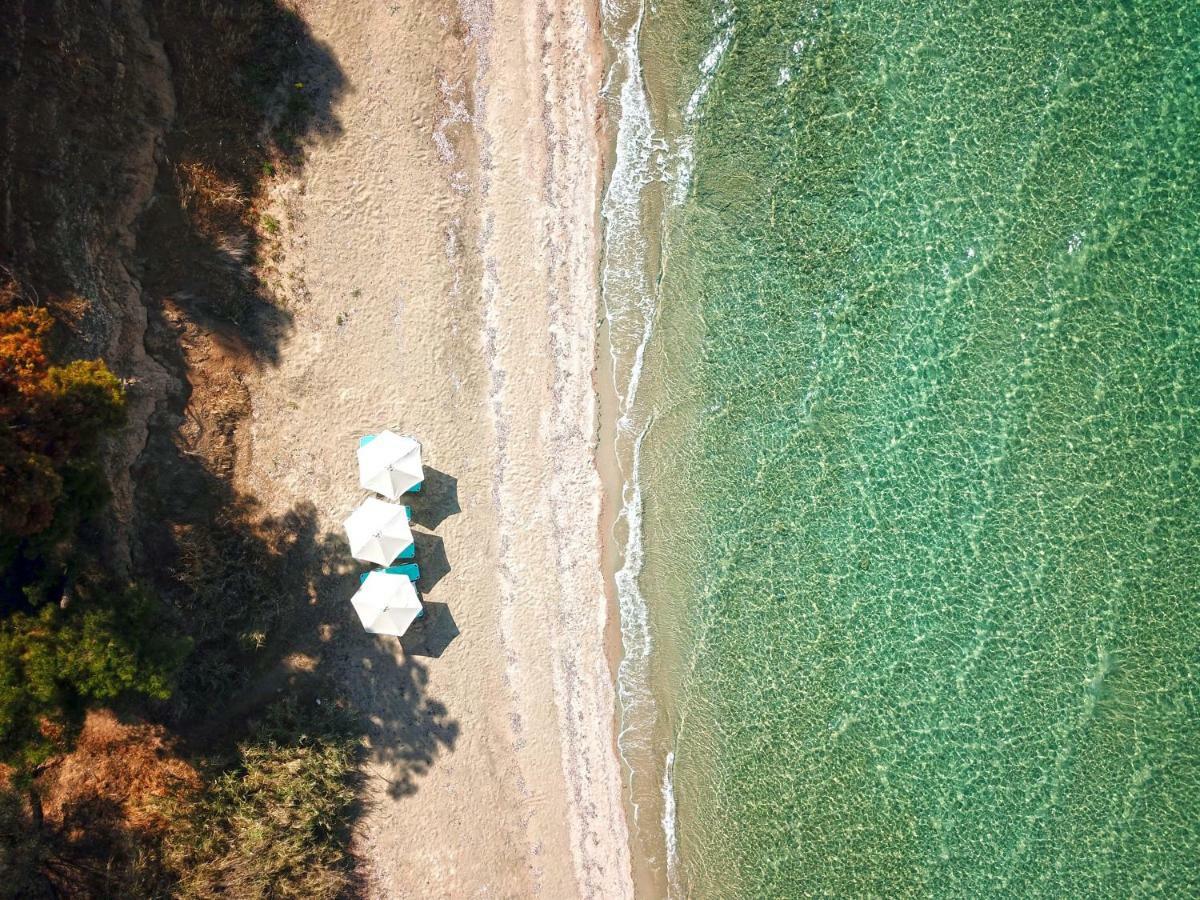 Summerday Villa Private Beach 네아 이라클리아 외부 사진